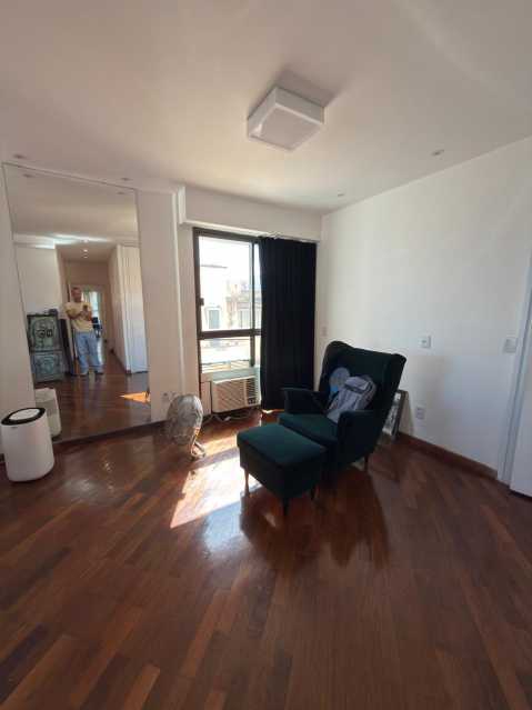 Apartamento, 4 quartos, 250 m² - Foto 16