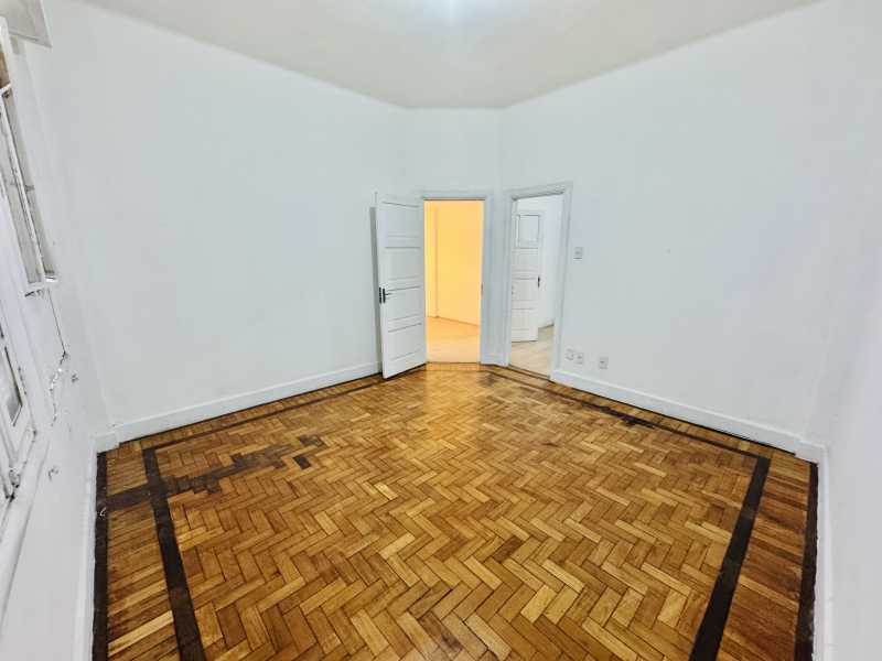 Apartamento, 3 quartos, 100 m² - Foto 1