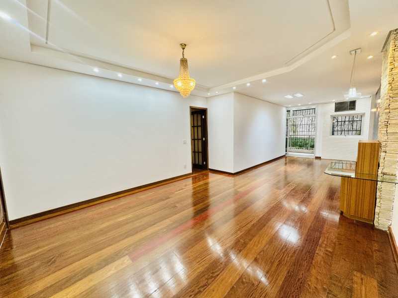Apartamento, 3 quartos, 156 m² - Foto 2