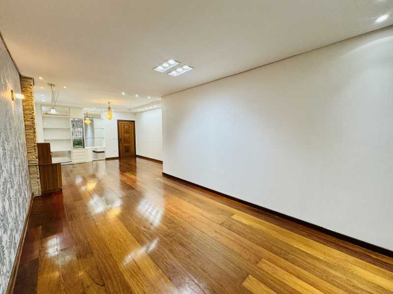 Apartamento, 3 quartos, 156 m² - Foto 4