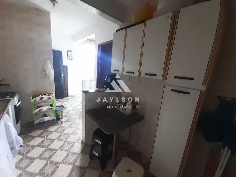 Casa à venda com 6 quartos, 135m² - Foto 22