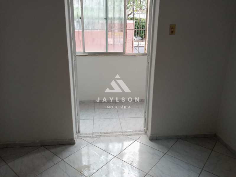 Apartamento à venda com 2 quartos, 60m² - Foto 3