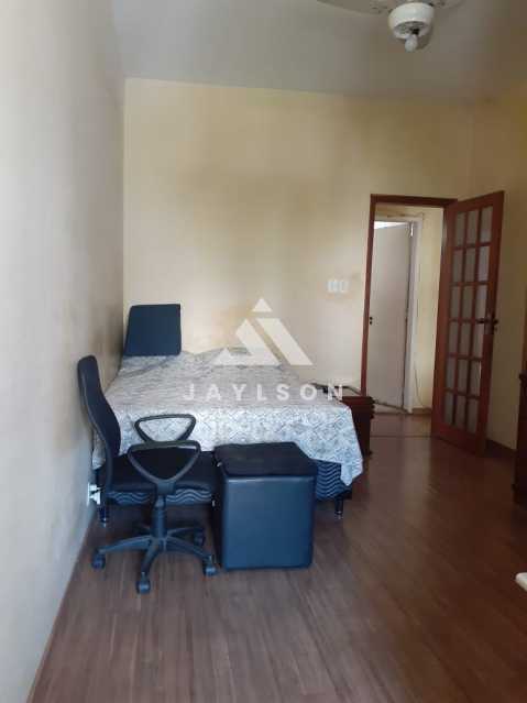 Apartamento à venda com 2 quartos, 76m² - Foto 4