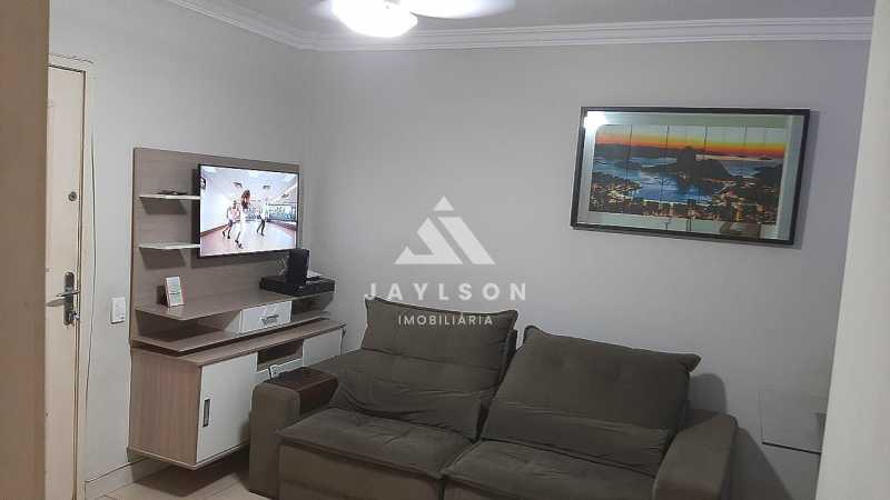 Apartamento à venda com 2 quartos, 51m² - Foto 2