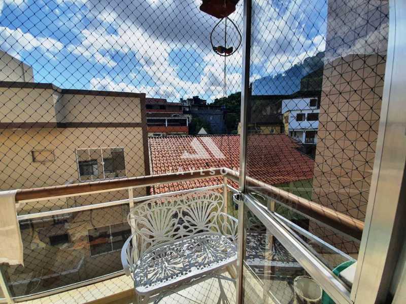 Apartamento à venda com 3 quartos, 98m² - Foto 19