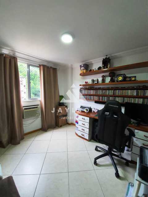 Apartamento à venda com 3 quartos, 98m² - Foto 17