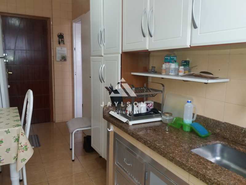 Apartamento à venda com 2 quartos, 81m² - Foto 17