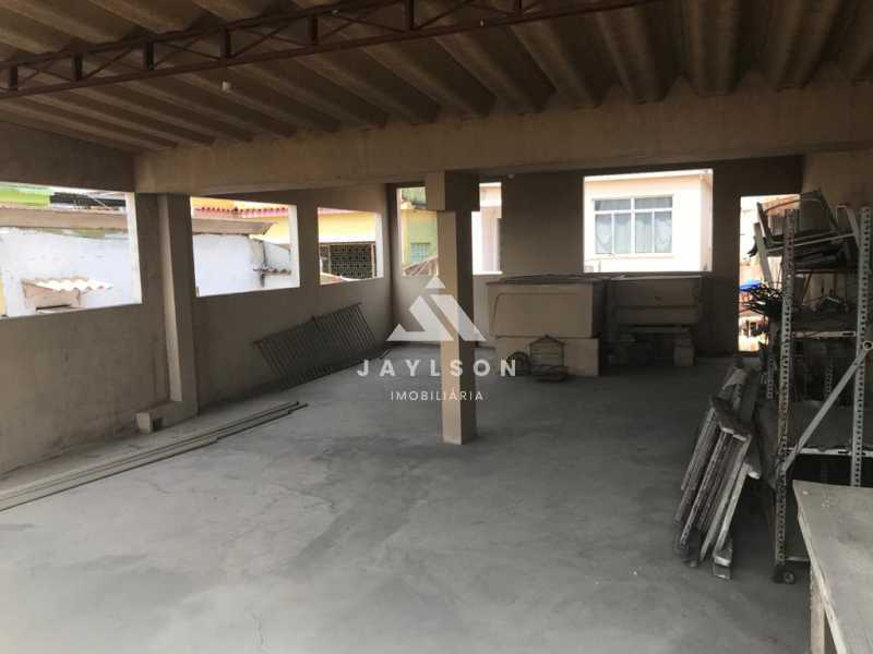 Casa à venda com 2 quartos, 160m² - Foto 18