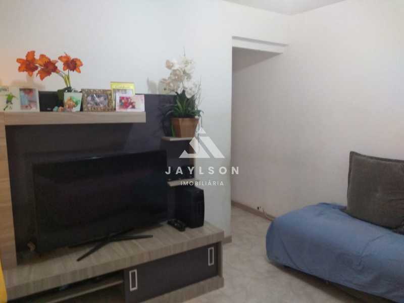 Apartamento à venda com 2 quartos, 47m² - Foto 2