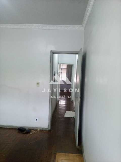 Apartamento à venda com 2 quartos, 70m² - Foto 19