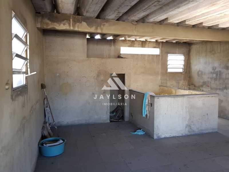 Casa de Vila à venda com 2 quartos, 150m² - Foto 2