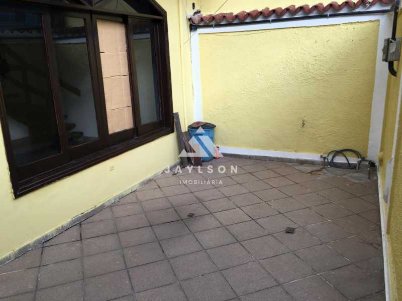 Apartamento à venda com 4 quartos, 132m² - Foto 3