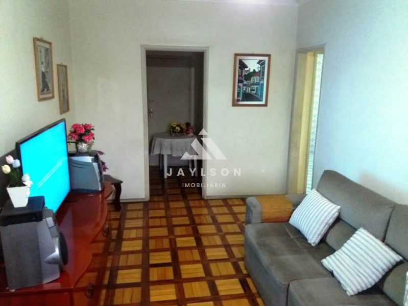 Apartamento à venda com 2 quartos, 90m² - Foto 2