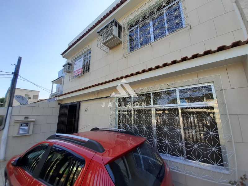 Casa à venda com 6 quartos, 220m² - Foto 28