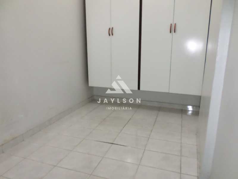 Apartamento à venda com 2 quartos, 65m² - Foto 8