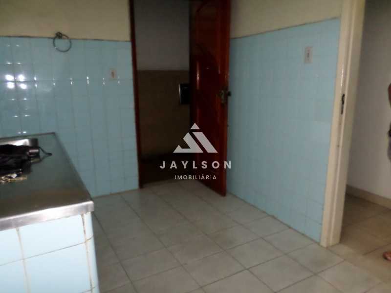 Apartamento à venda com 2 quartos, 65m² - Foto 11