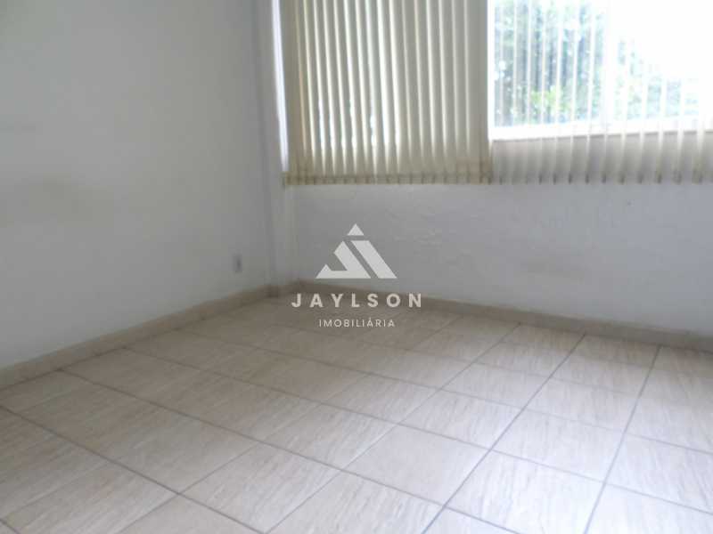 Apartamento à venda com 2 quartos, 65m² - Foto 5