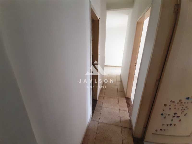 Apartamento à venda com 2 quartos, 63m² - Foto 8