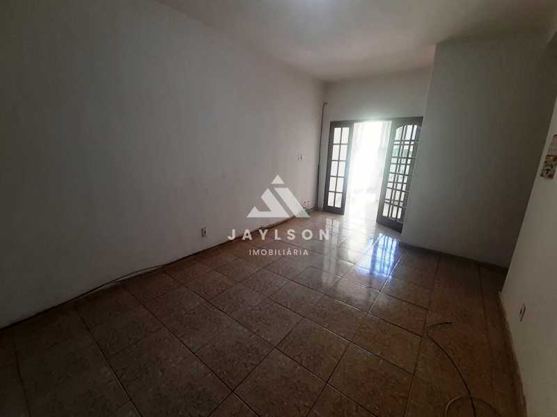 Apartamento à venda com 2 quartos, 63m² - Foto 9