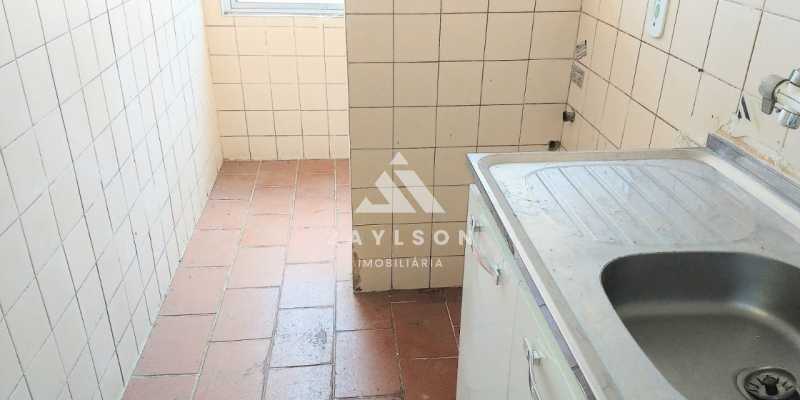 Apartamento à venda com 2 quartos, 60m² - Foto 19