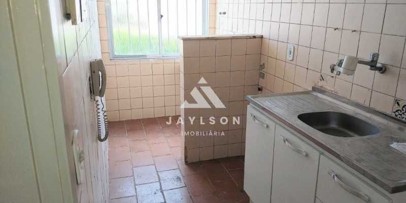 Apartamento à venda com 2 quartos, 60m² - Foto 16