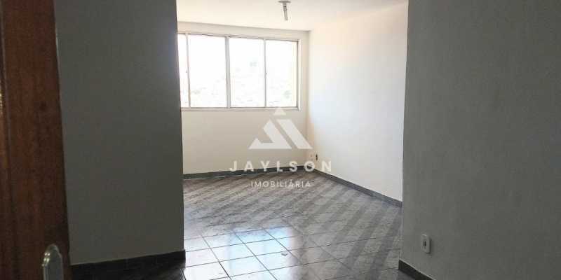 Apartamento à venda com 2 quartos, 60m² - Foto 12