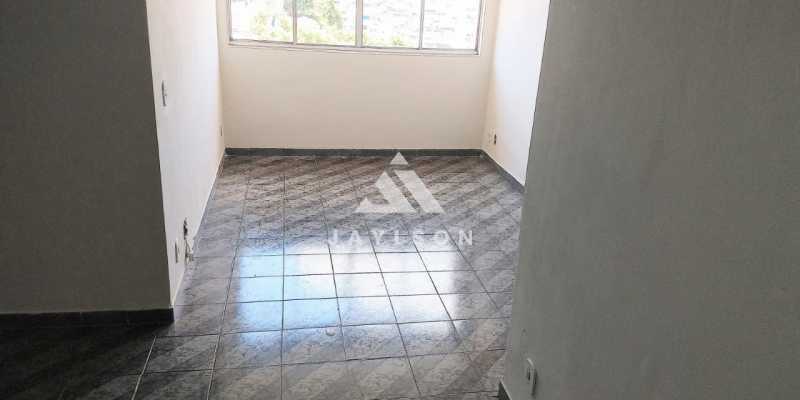 Apartamento à venda com 2 quartos, 60m² - Foto 13