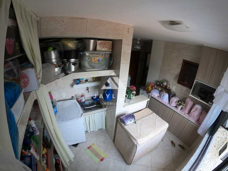 Apartamento à venda com 3 quartos, 115m² - Foto 7