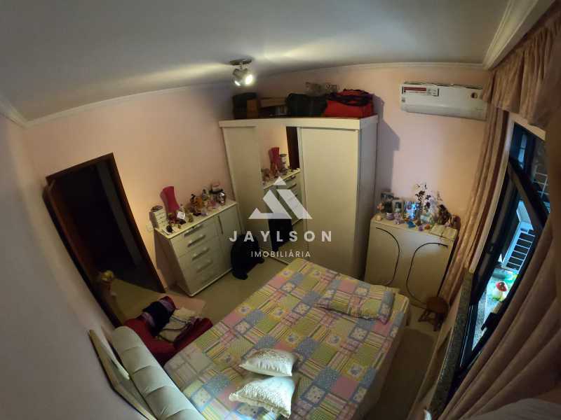 Apartamento à venda com 3 quartos, 115m² - Foto 17