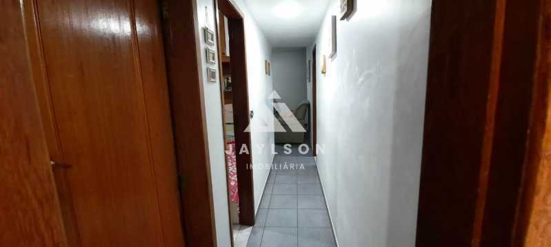 Apartamento à venda com 2 quartos, 76m² - Foto 2