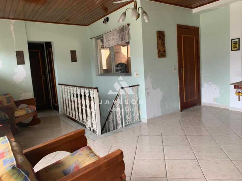 Casa de Condomínio à venda com 4 quartos, 200m² - Foto 3