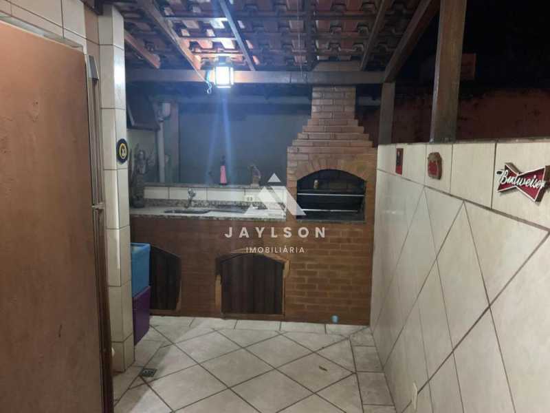 Casa de Condomínio à venda com 4 quartos, 200m² - Foto 25