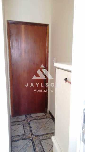 Apartamento à venda com 2 quartos, 70m² - Foto 29