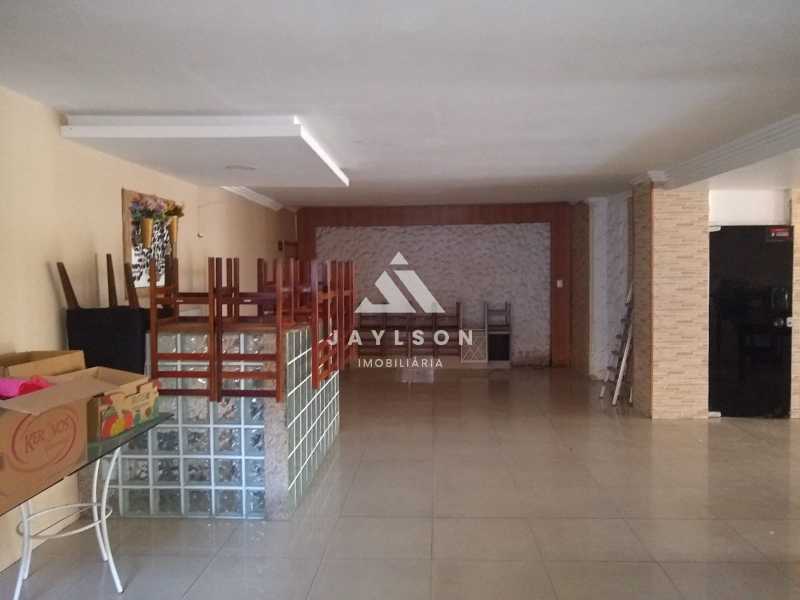 Casa Comercial à venda com 1 quarto, 470m² - Foto 11