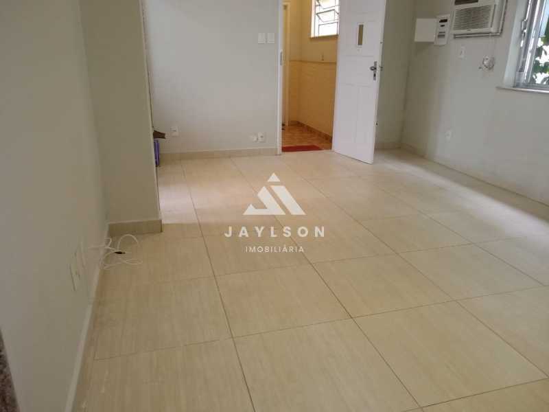 Apartamento à venda com 2 quartos, 52m² - Foto 4