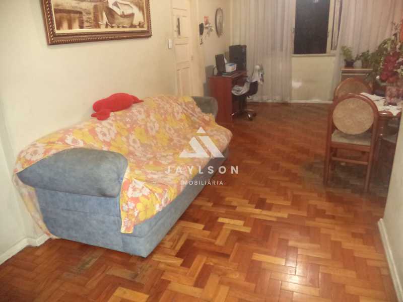 Apartamento à venda com 2 quartos, 65m² - Foto 1