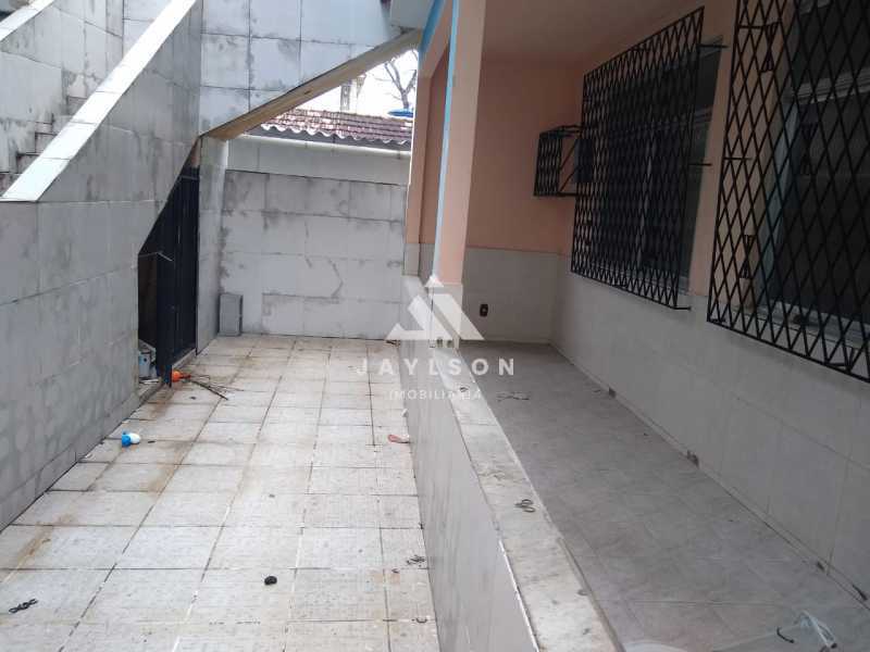 Apartamento à venda com 2 quartos, 75m² - Foto 8