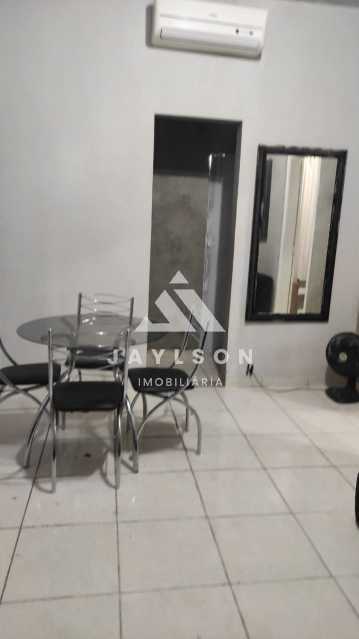 Apartamento à venda com 2 quartos, 74m² - Foto 1