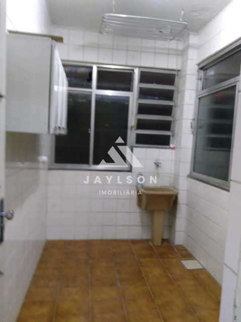 Apartamento à venda com 2 quartos, 65m² - Foto 9