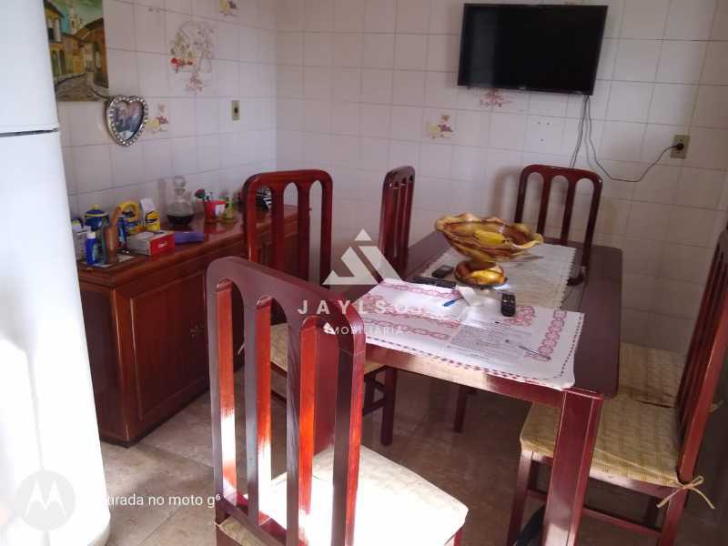 Apartamento à venda com 2 quartos, 65m² - Foto 2