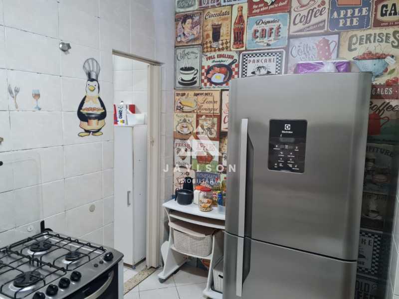 Apartamento à venda com 2 quartos, 60m² - Foto 19