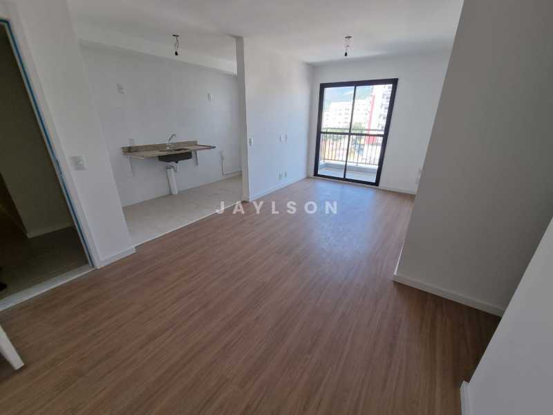 Apartamento à venda com 2 quartos, 60m² - Foto 1