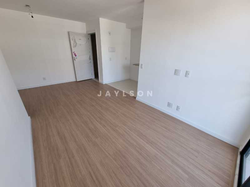 Apartamento à venda com 2 quartos, 60m² - Foto 2