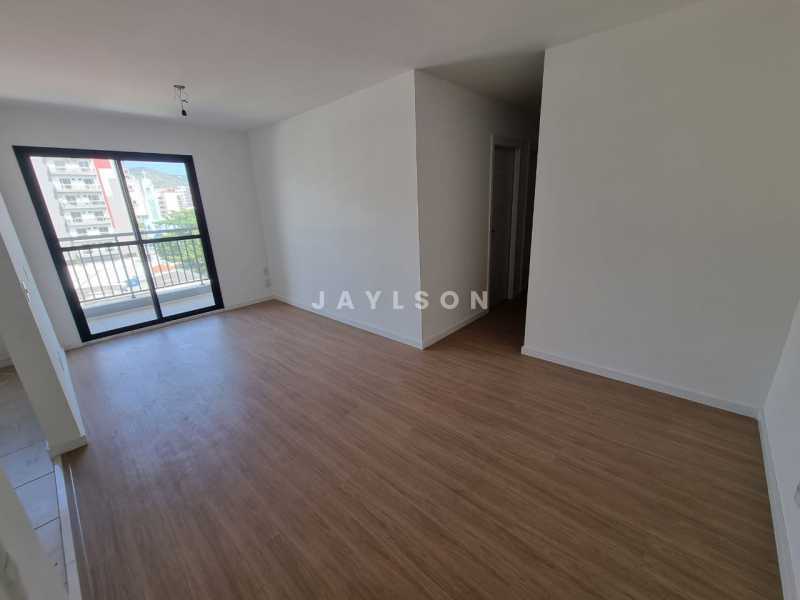 Apartamento à venda com 2 quartos, 60m² - Foto 7