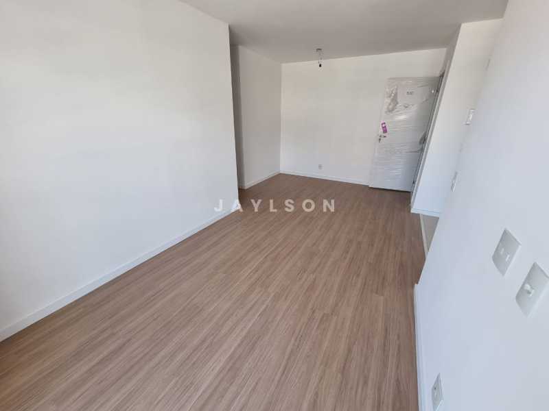 Apartamento à venda com 2 quartos, 60m² - Foto 9