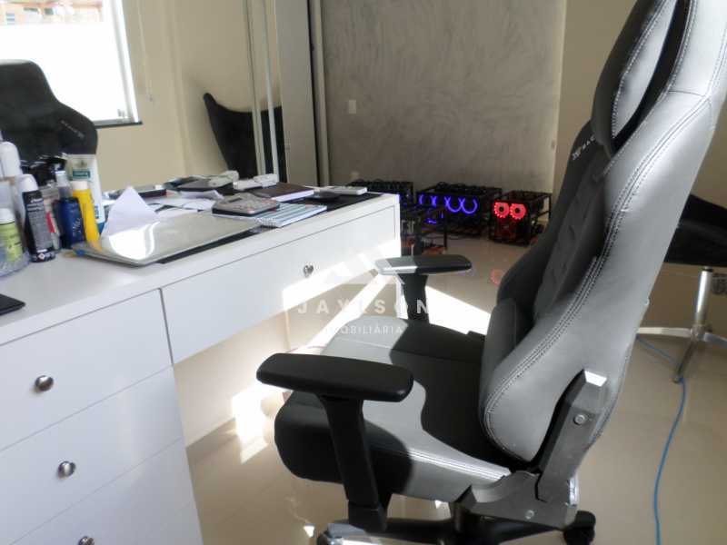 Casa, 4 quartos, 200 m² - Foto 17