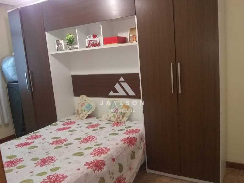 Apartamento à venda com 2 quartos, 62m² - Foto 4