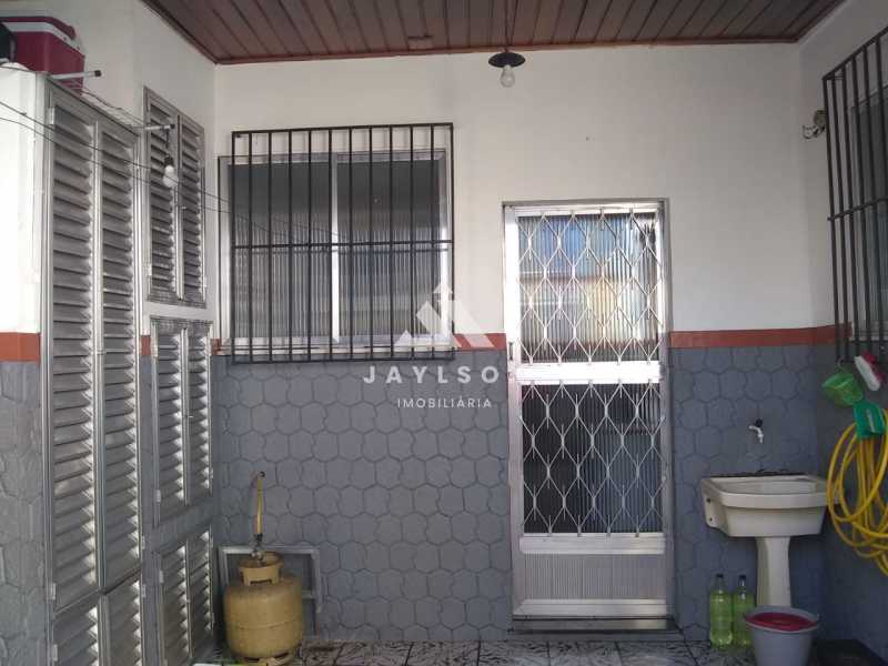 Apartamento à venda com 2 quartos, 62m² - Foto 17