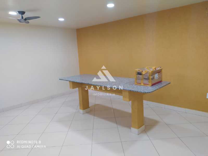 Apartamento à venda com 2 quartos, 62m² - Foto 24