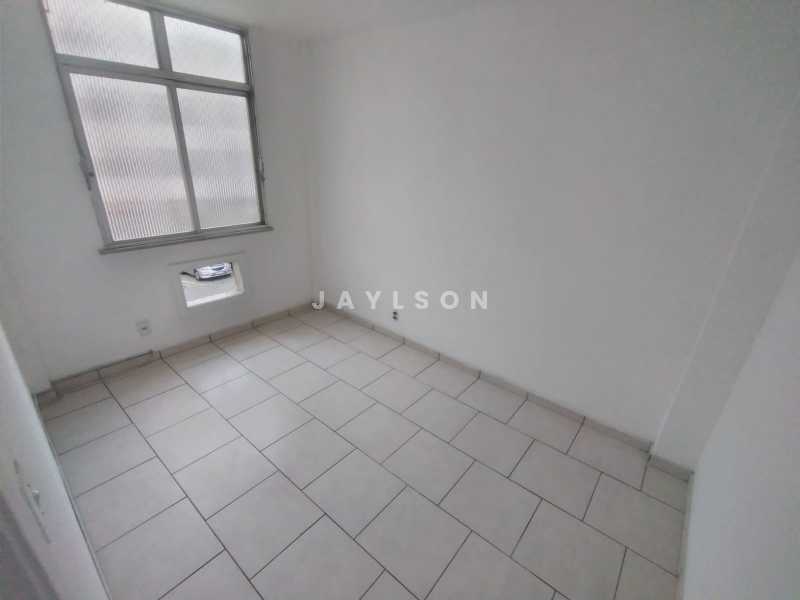 Apartamento à venda com 2 quartos, 49m² - Foto 4